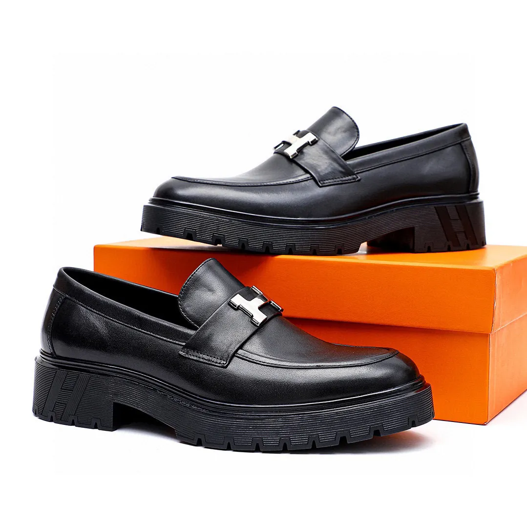 Men's shoes 💰680 💐[HERMES] popular men's shoes counter original items! The world's top brands...Luxury quality...//Fashion and high-end footwear 👍💪🏻...give you a low-key luxury comfort experience👍. The upper is made of pure Italian imported original cowhide. Sweat-absorbent cowhide leather lining. Comfortable and breathable. The original rubber foam light outsole is high-end and classy. Luxurious and noble!! .. OEM factory shipment [Hug] stall.. Original plate. Welcome to taste..39-45 (38.45.46🉑️Customized)